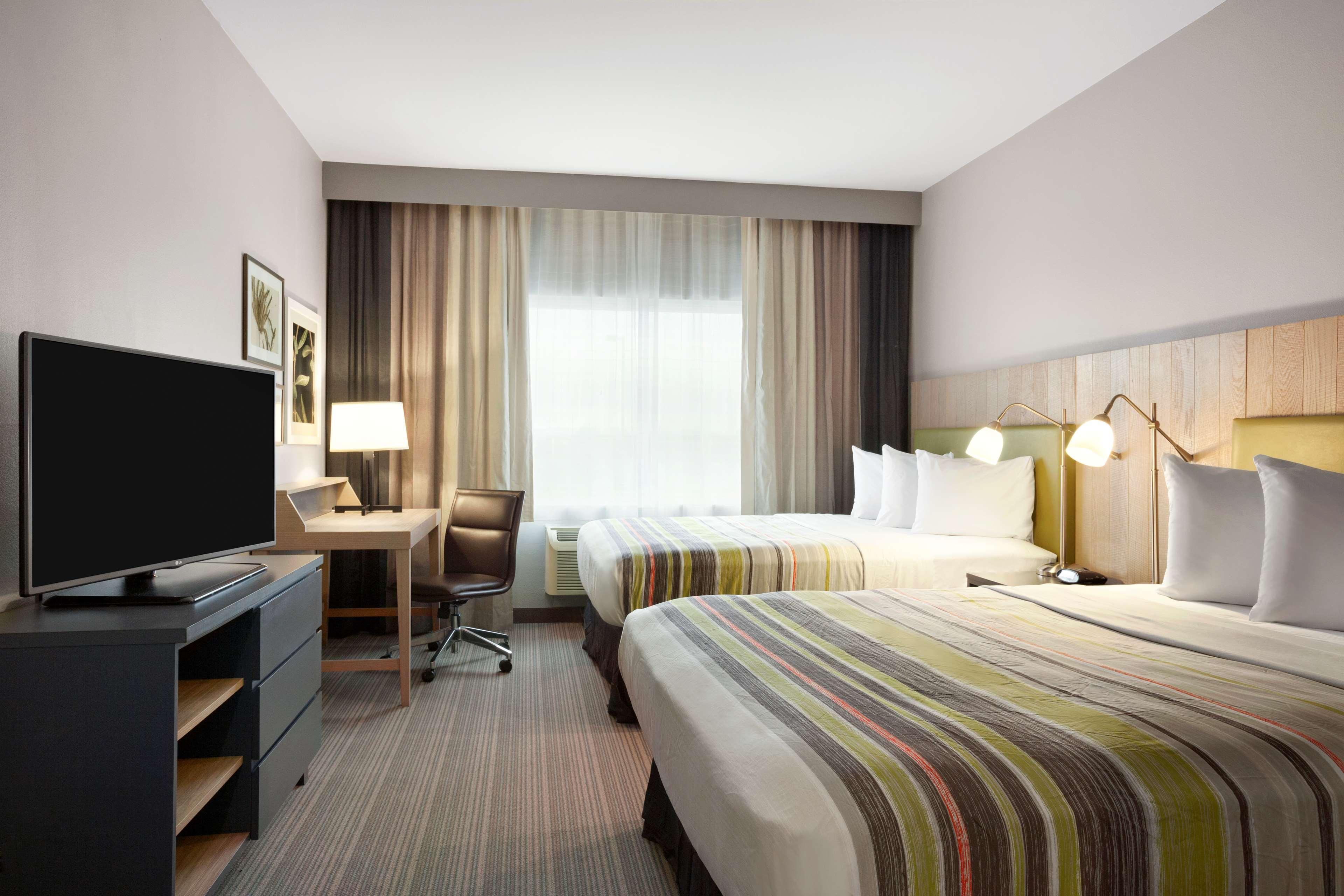 Country & By Radisson, York, Pa Hotel York